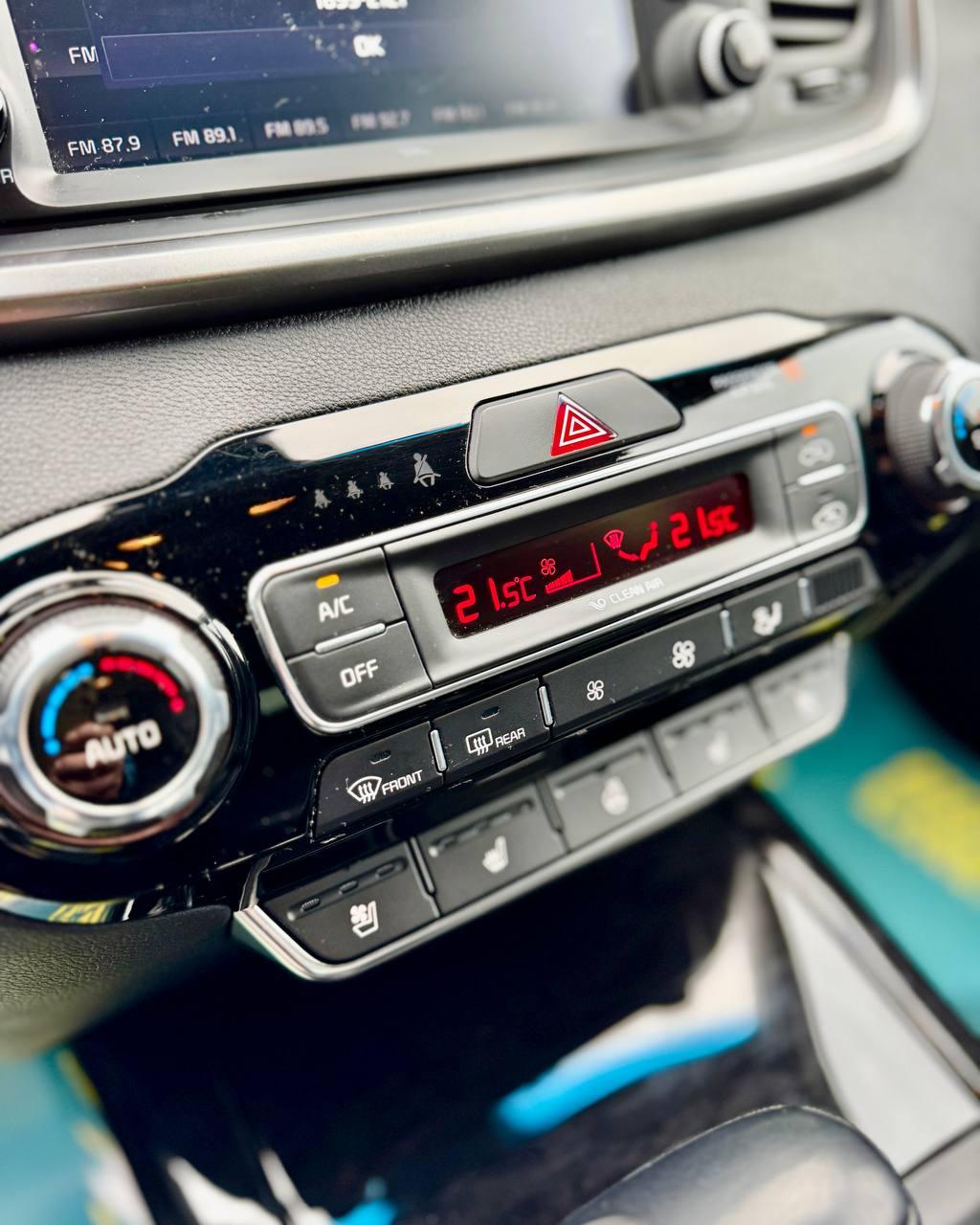 Kia Sorento II · Рестайлинг , 2019 г., автомат, дизель - фото 17