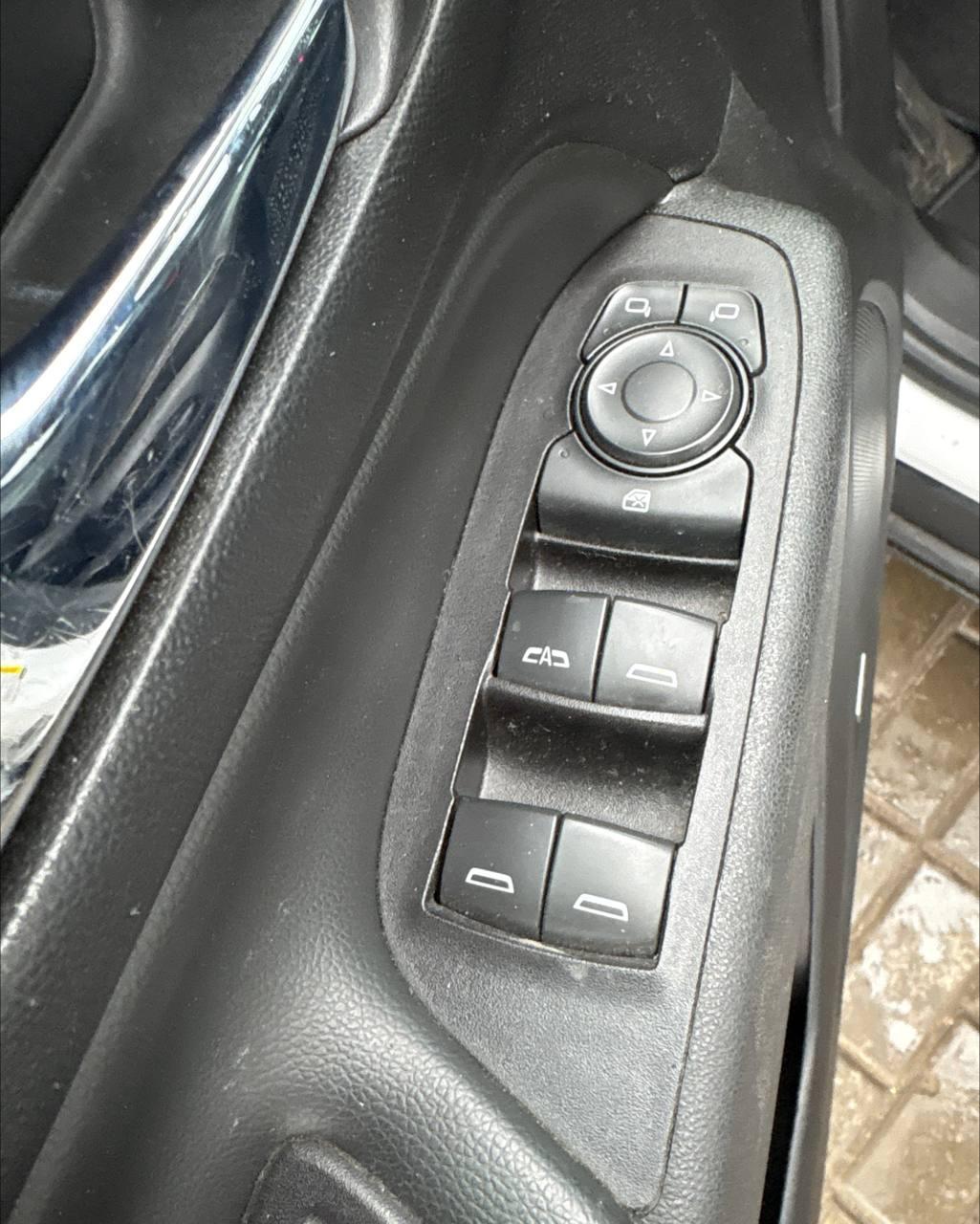 Chevrolet Equinox III , 2018 г., автомат, бензин - фото 18