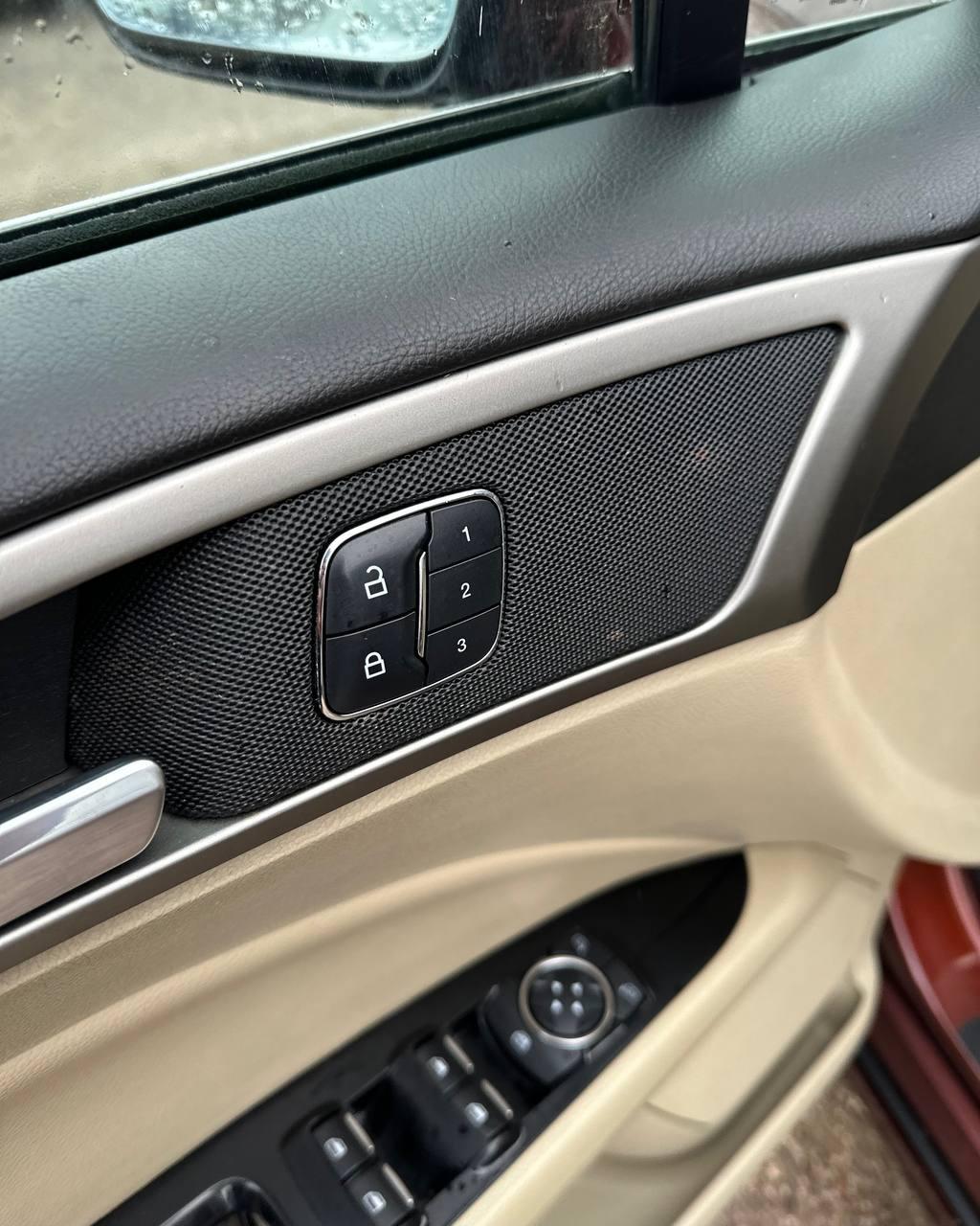 Ford Fusion USA II , 2014 г., автомат, бензин - фото 12