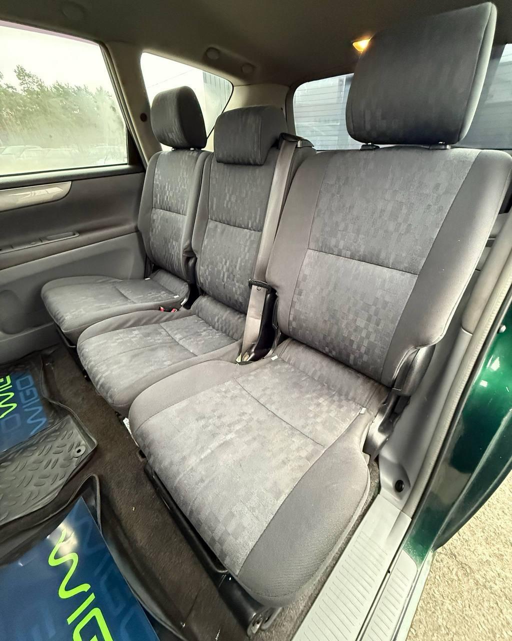 Toyota Avensis Verso I , 2001 г., механика, дизель - фото 10