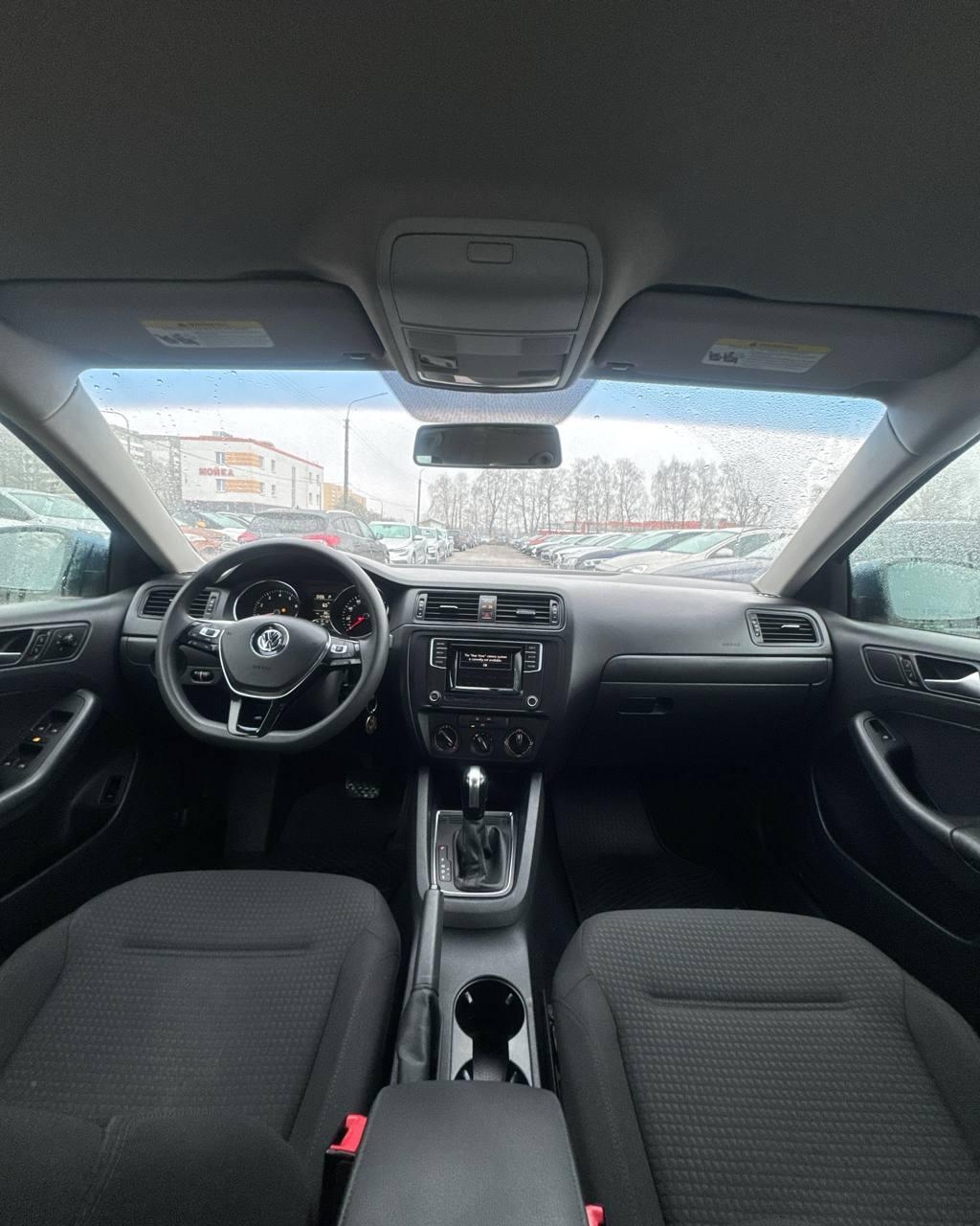 Volkswagen Jetta VI · Рестайлинг , 2015 г., автомат, бензин - фото 9