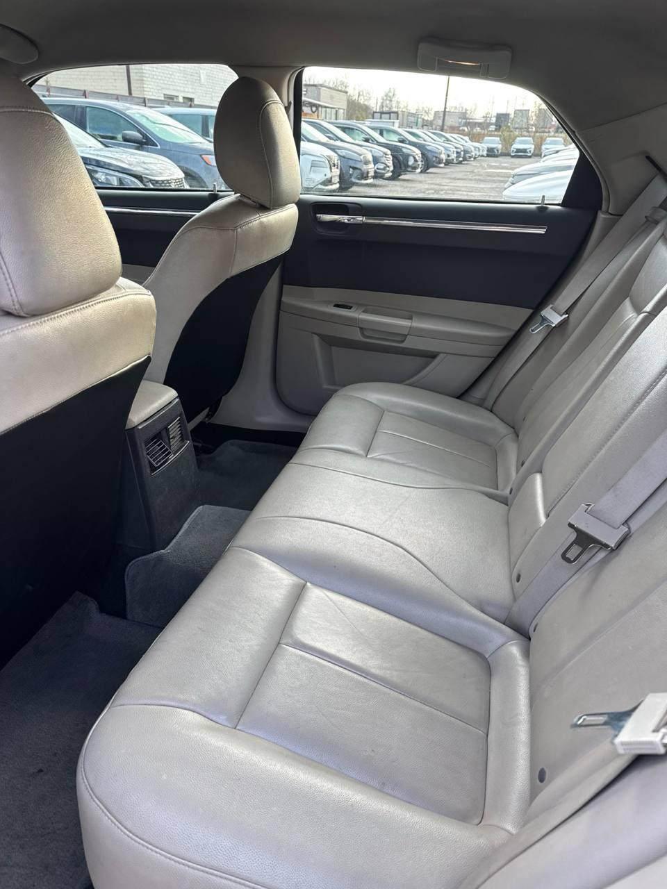 Chrysler 300C I , 2006 г., автомат, бензин - фото 9