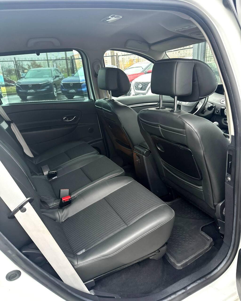 Renault Scenic III · 2-й рестайлинг , 2013 г., механика, дизель - фото 13