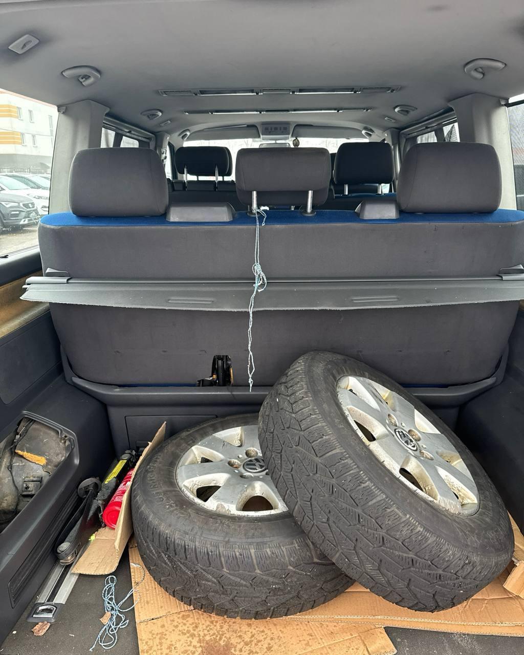 Volkswagen Multivan T5 , 2007 г., автомат, дизель - фото 13