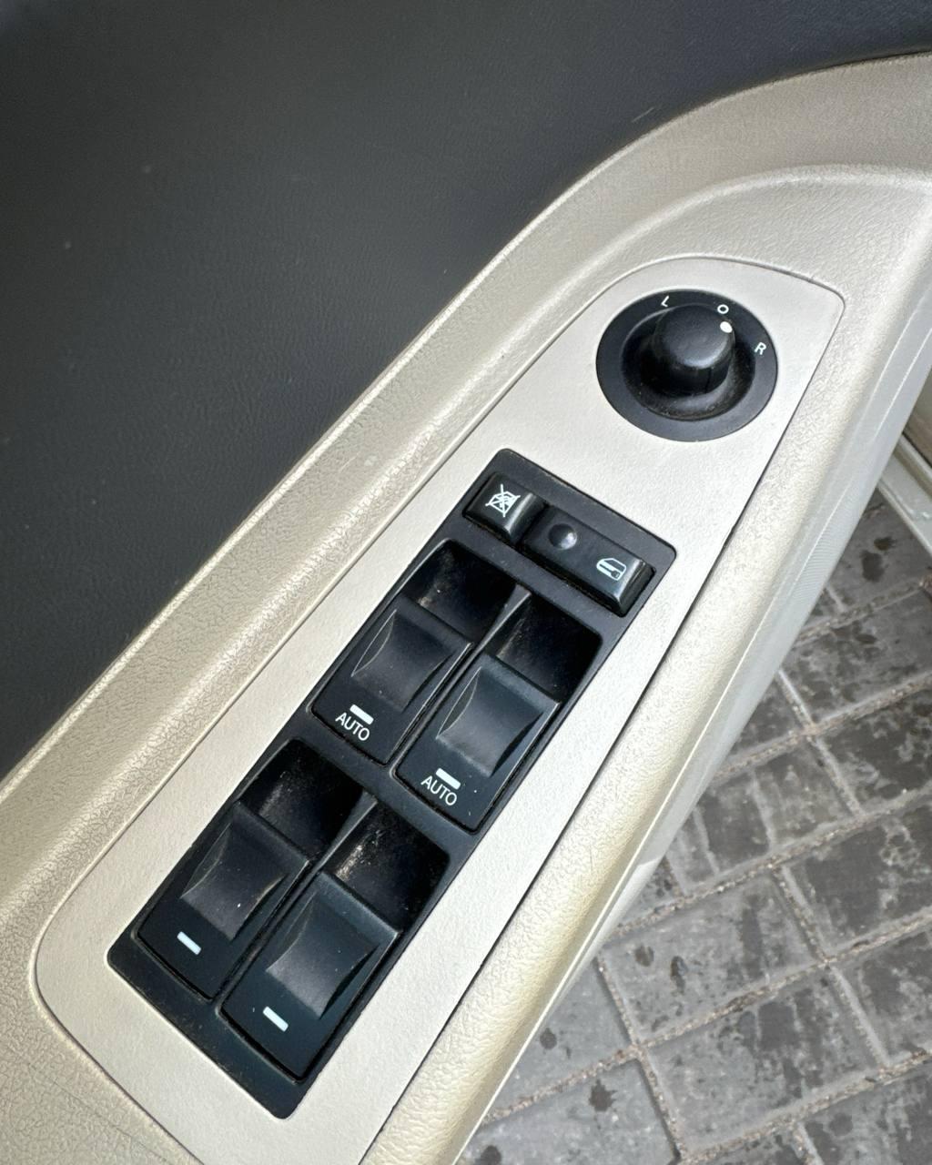 Chrysler 300C I , 2006 г., автомат, бензин - фото 18