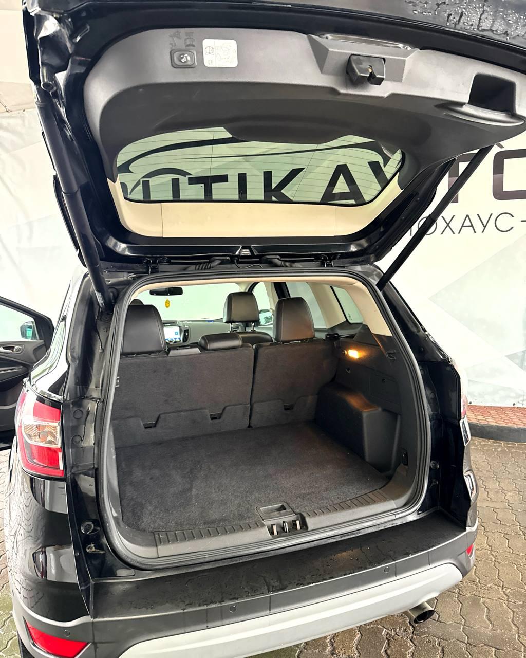 Ford Escape III · Рестайлинг , 2017 г., автомат, бензин - фото 16