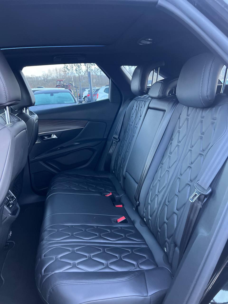 Peugeot 3008 II · Рестайлинг , 2022 г., автомат, дизель - фото 17