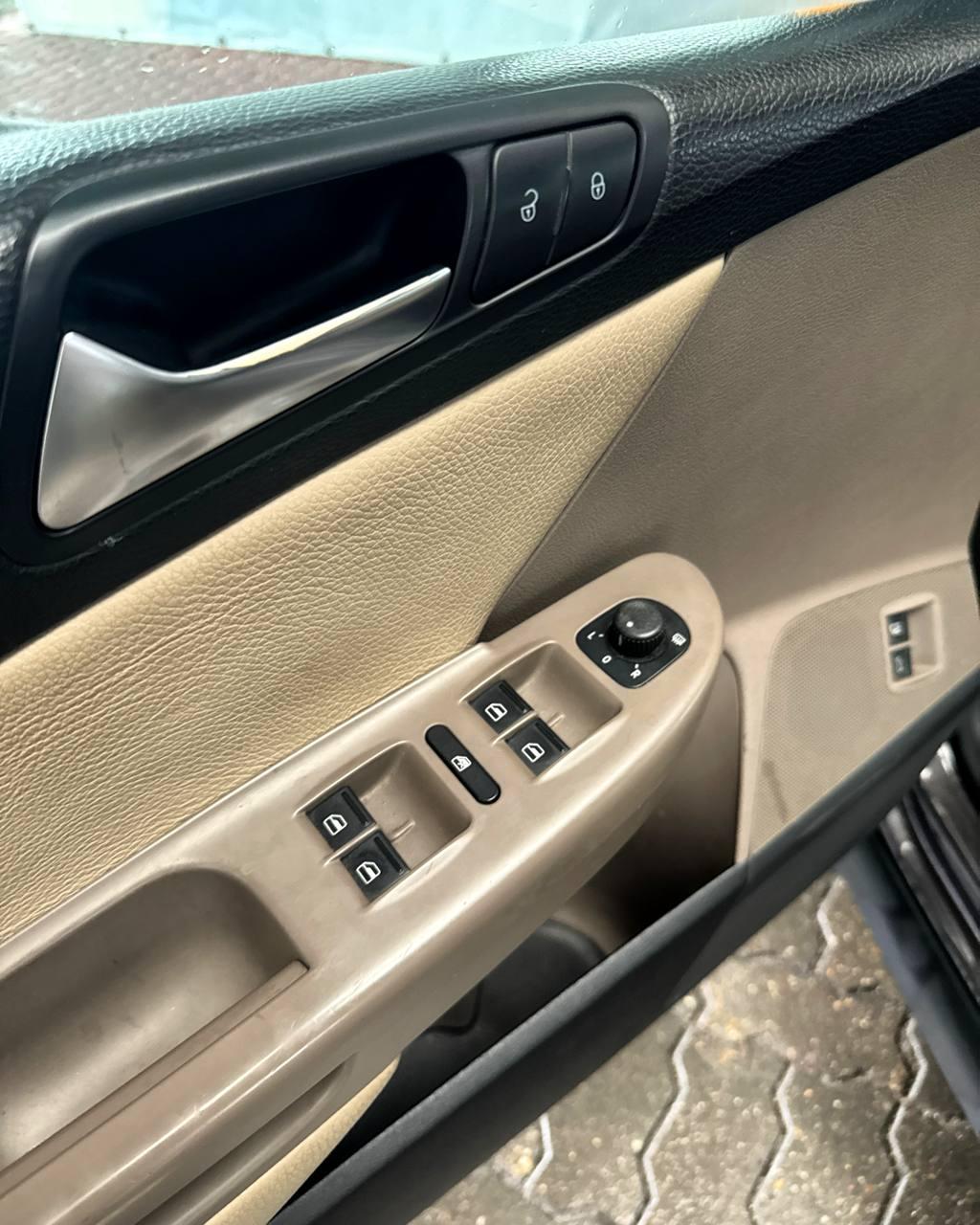 Volkswagen Passat B6 , 2010 г., механика, дизель - фото 9