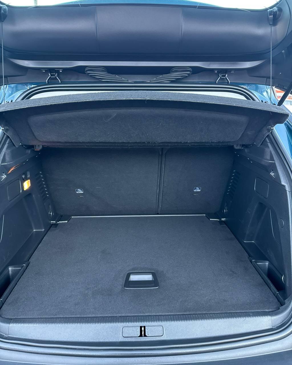 Peugeot 3008 II · Рестайлинг , 2021 г., механика, бензин - фото 12