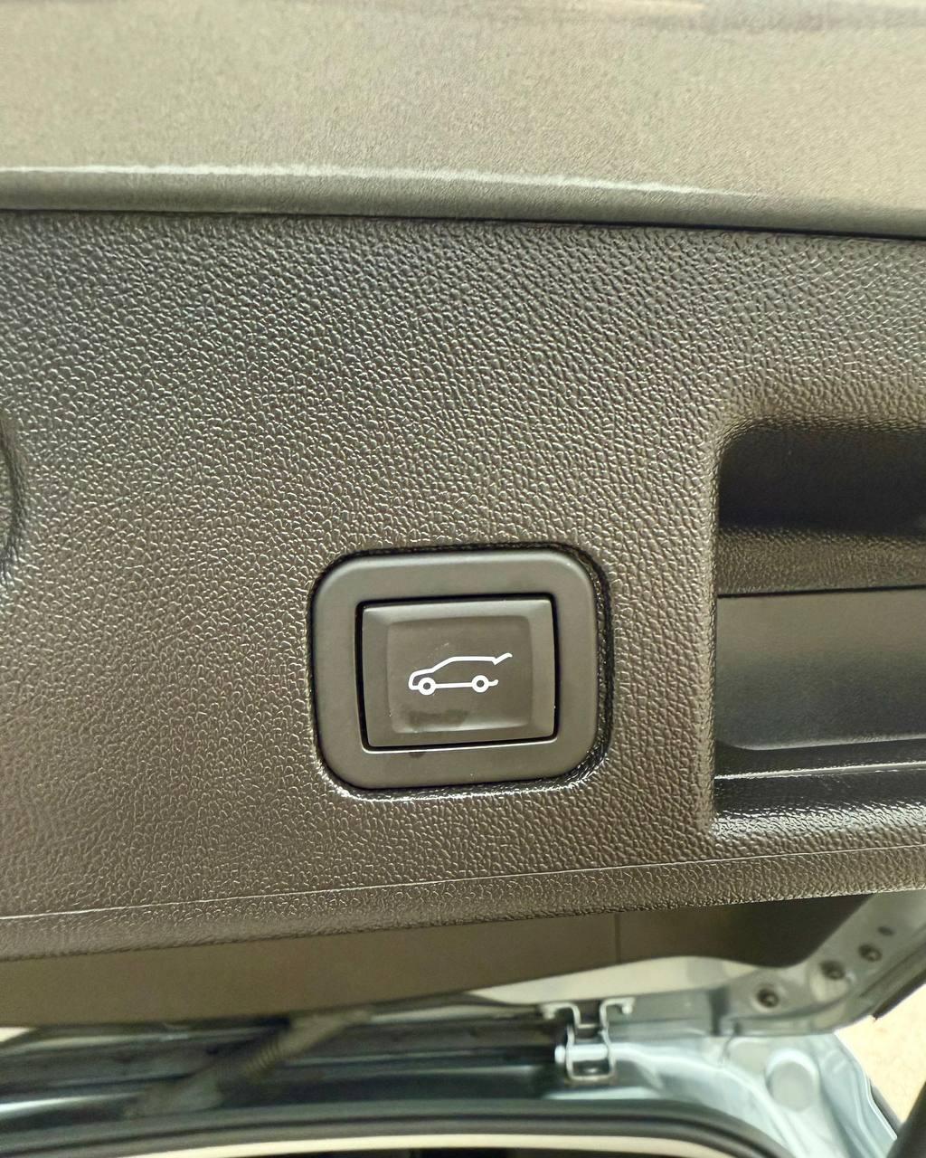 Chevrolet Equinox III · Рестайлинг , 2024 г., автомат, бензин - фото 23