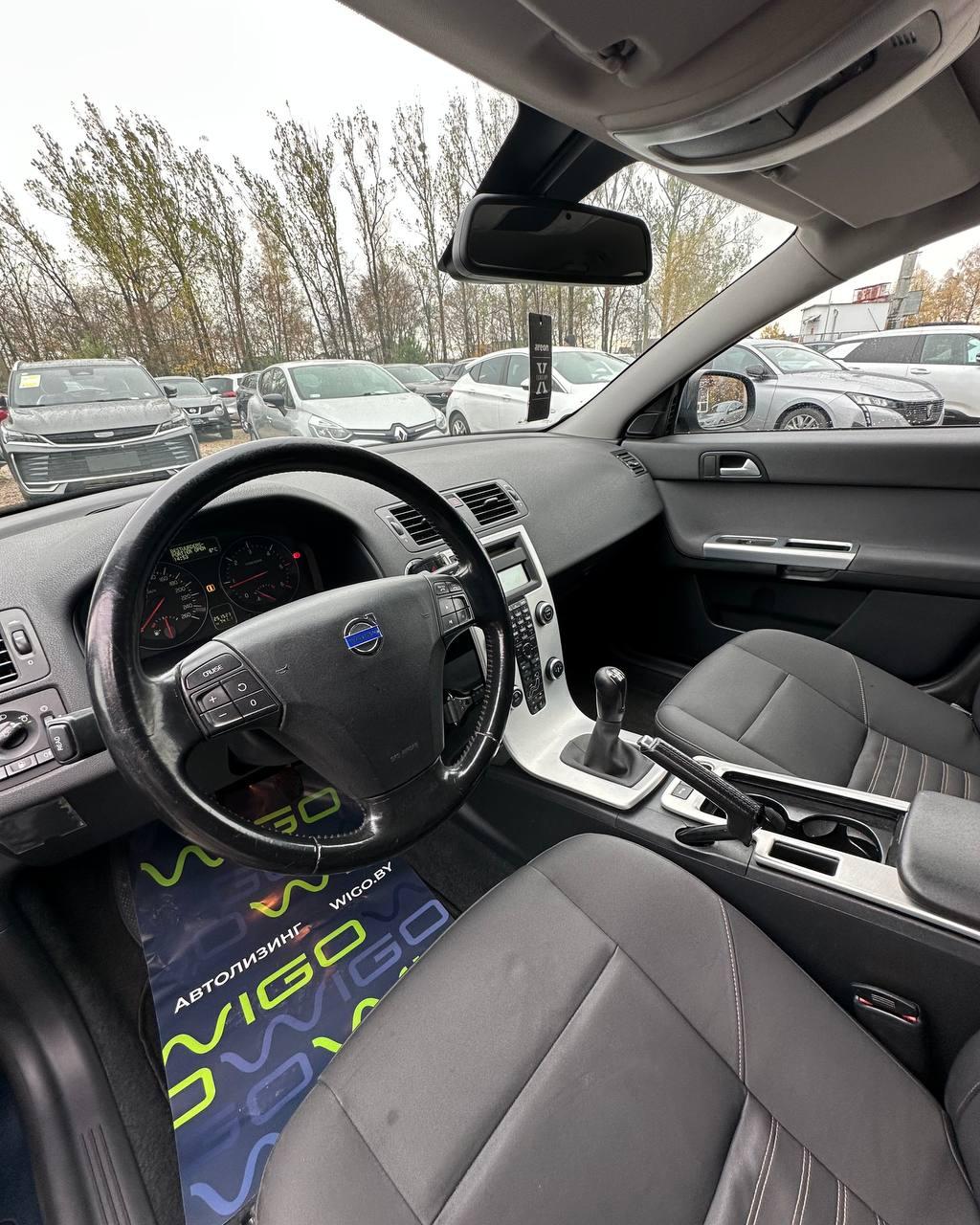 Volvo V50 I · 2-й рестайлинг , 2011 г., механика, дизель  - фото 7