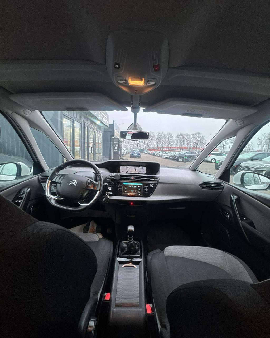 Citroen C4 Grand Spacetourer I , 2019 г., механика, дизель - фото 9