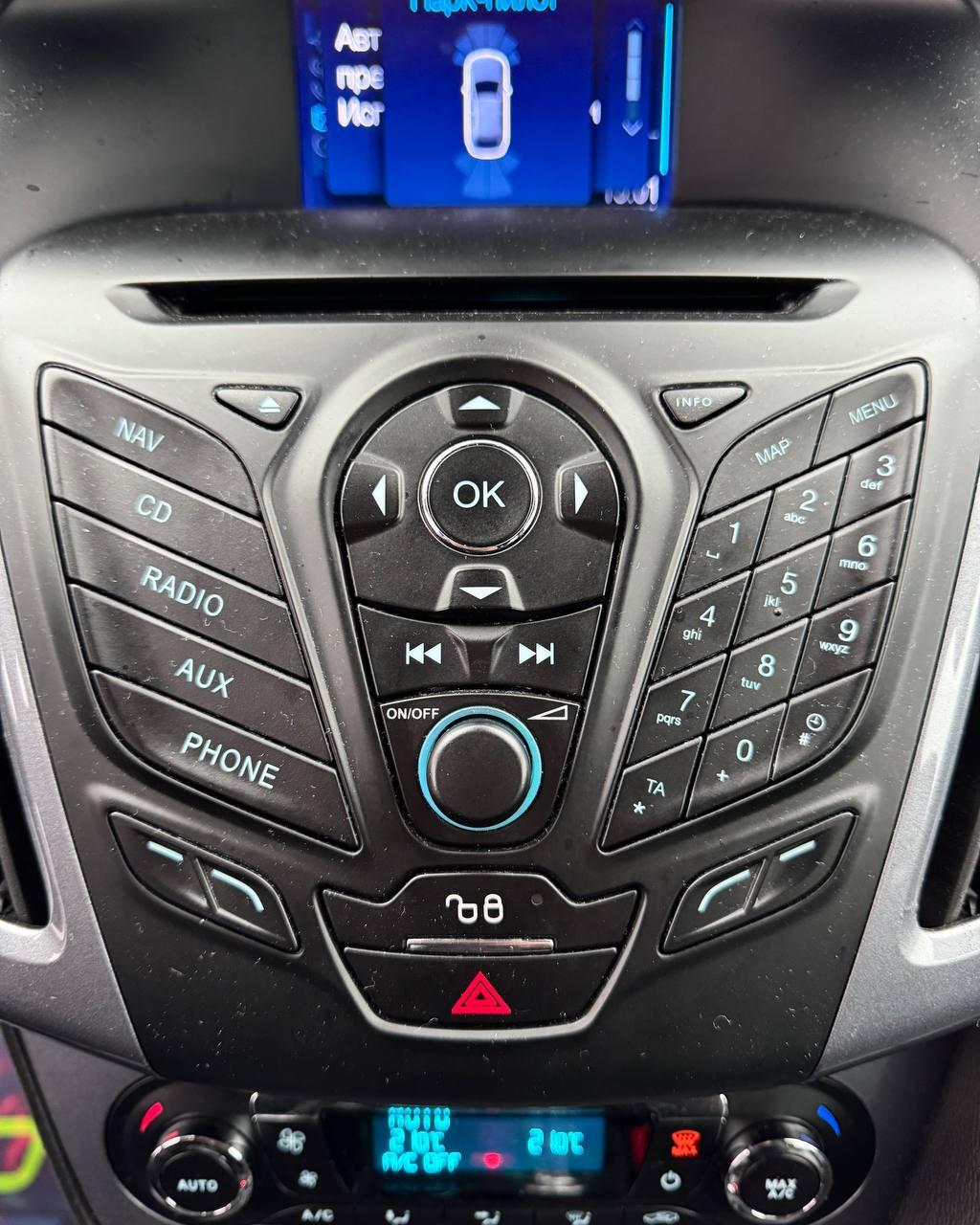 Ford Focus III , 2013 г., механика, дизель - фото 17