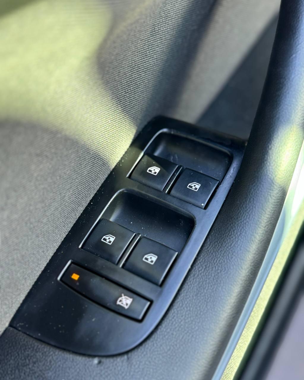 Opel Zafira C , 2015 г., механика, дизель - фото 21