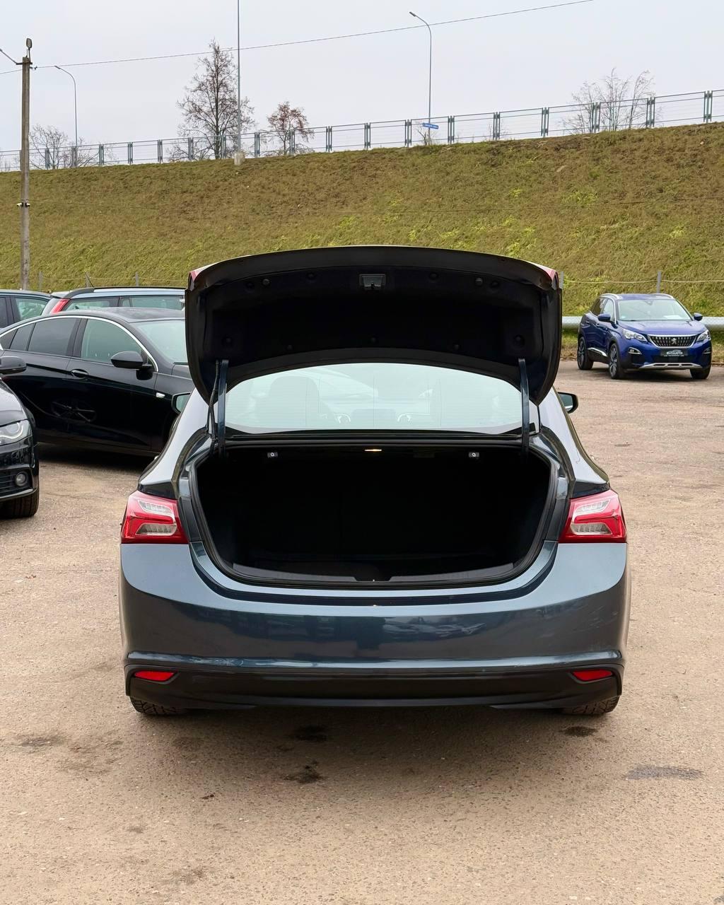 Chevrolet Malibu IX · Рестайлинг , 2018 г., вариатор, бензин - фото 20