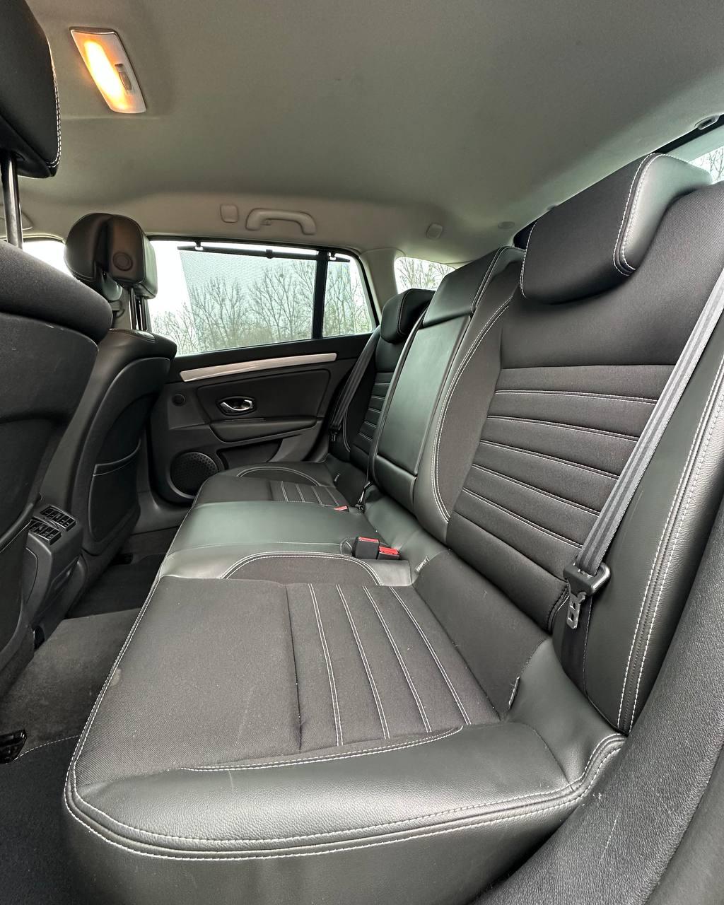 Renault Laguna III · Рестайлинг , 2014 г., механика, дизель - фото 8