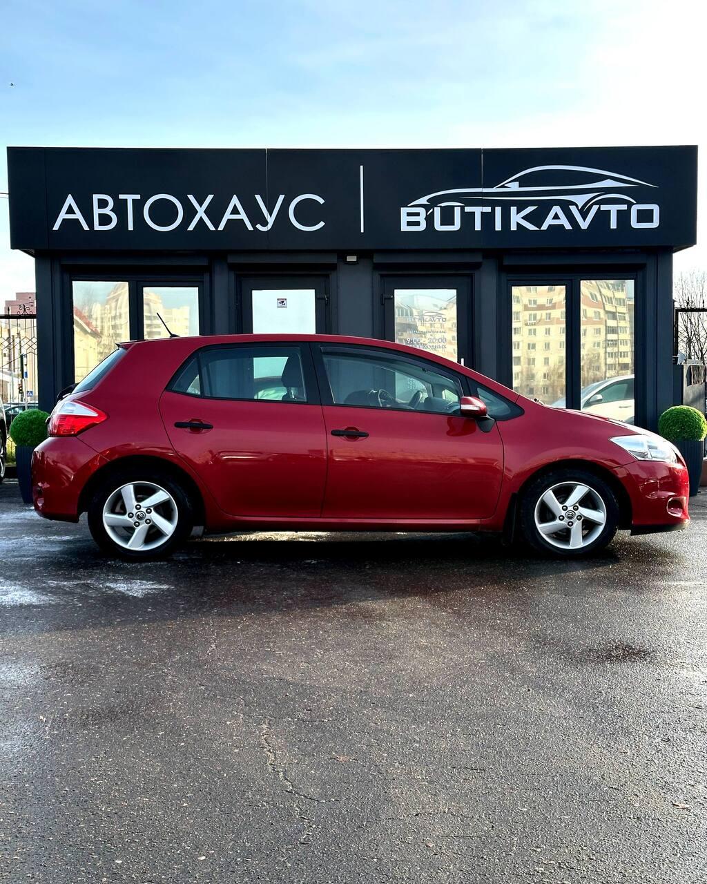 Toyota Auris I (E150) · Рестайлинг , 2010 г., механика, дизель - фото 8