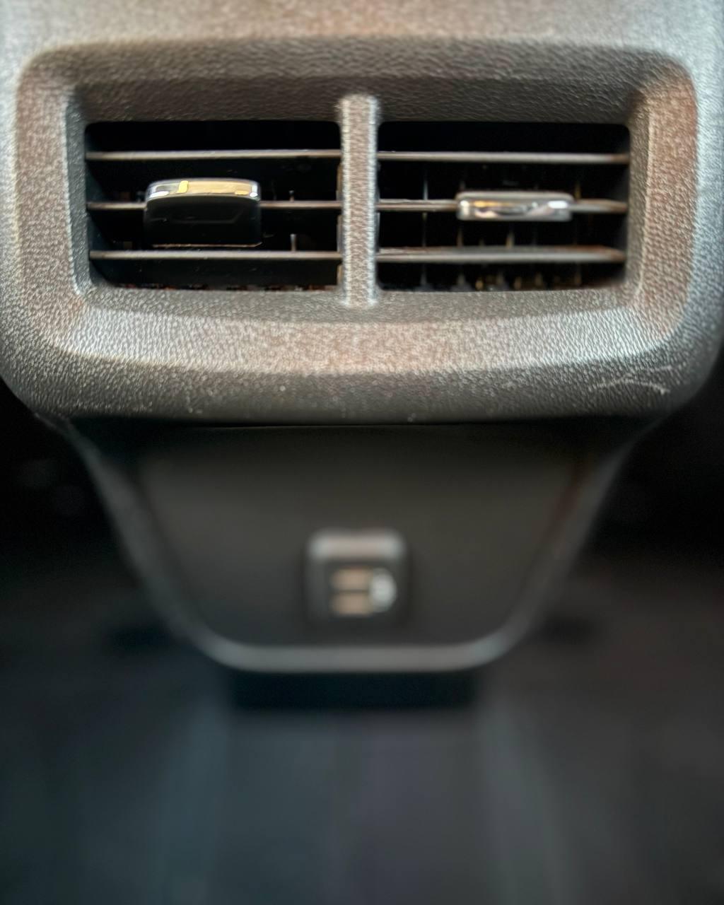 Chevrolet Equinox III , 2020 г., автомат, бензин - фото 21