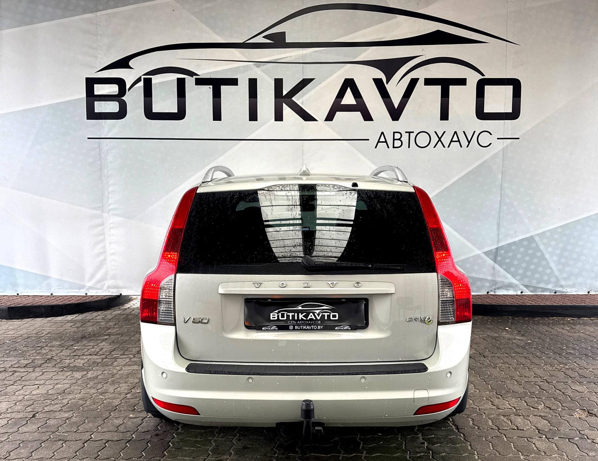 Volvo V50 I · 2-й рестайлинг , 2010 г., механика, дизель  - фото 6