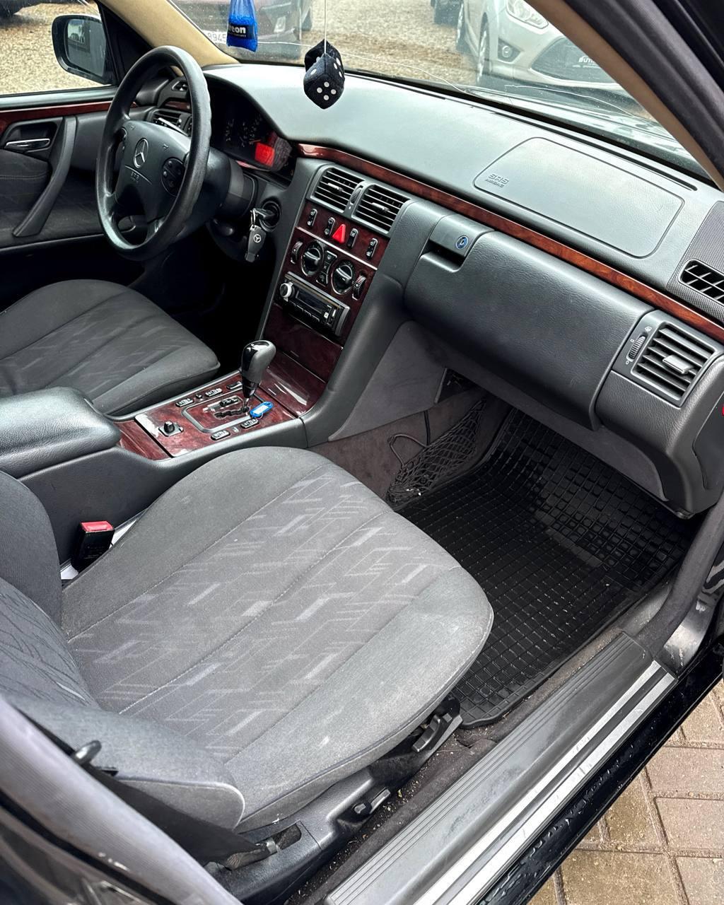 Mercedes-Benz E-Класс W210 S210 · Рестайлинг , 2000 г., автомат, дизель - фото 11