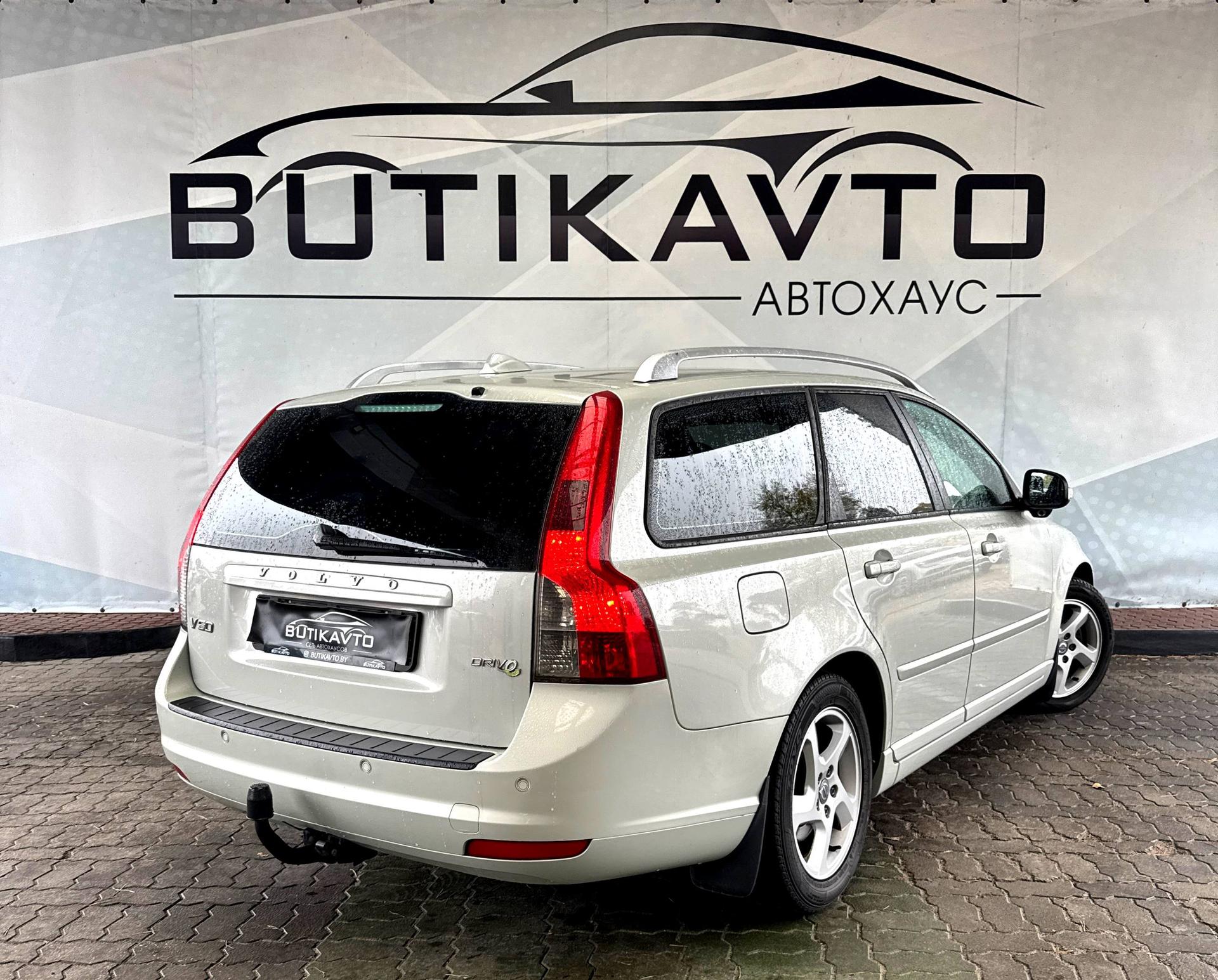 Volvo V50 I · 2-й рестайлинг , 2010 г., механика, дизель  - фото 7