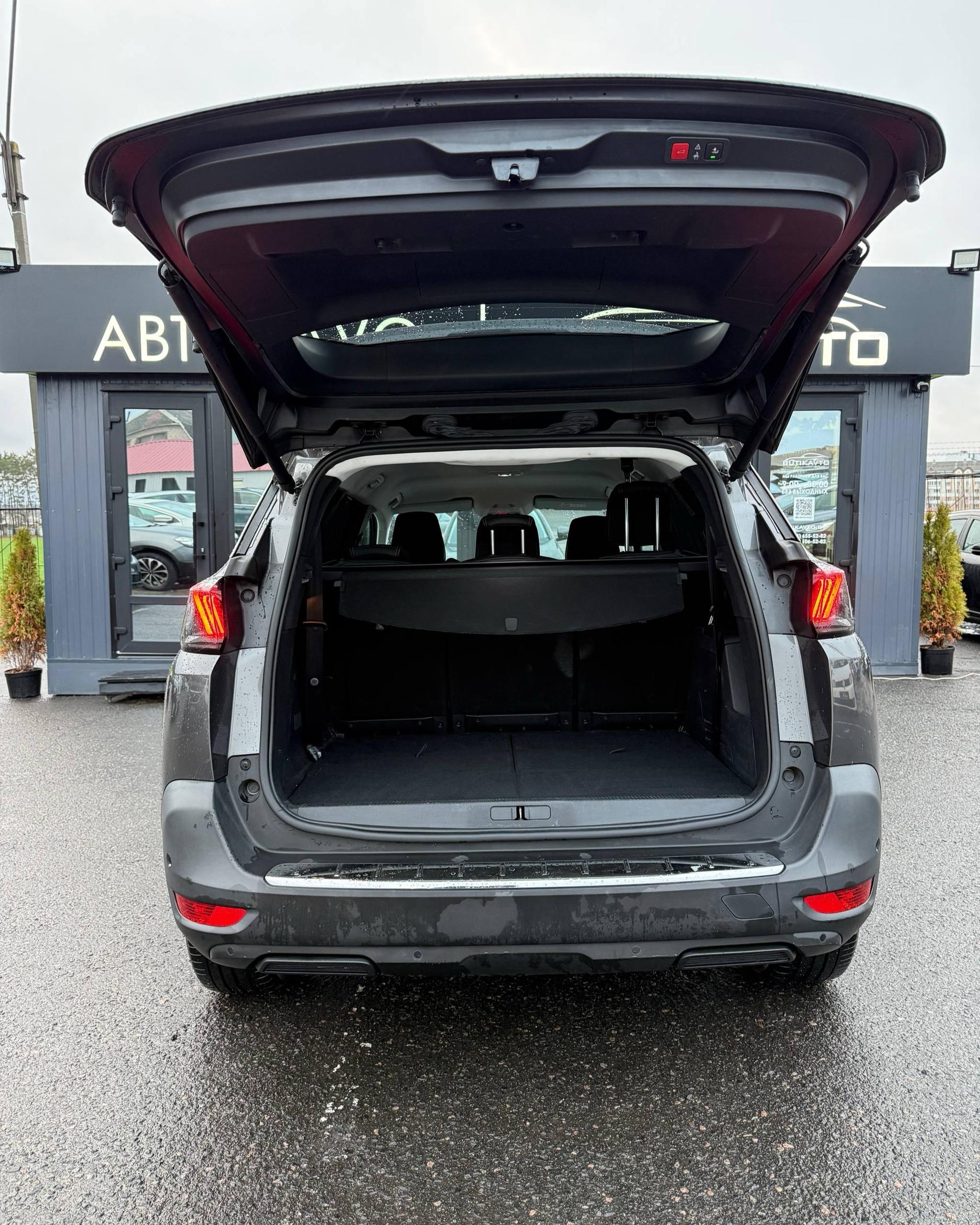 Peugeot 5008 II · Рестайлинг , 2021 г., автомат, бензин - фото 12