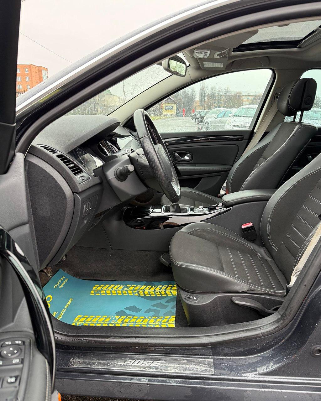 Renault Laguna III · Рестайлинг , 2013 г., механика, дизель - фото 10