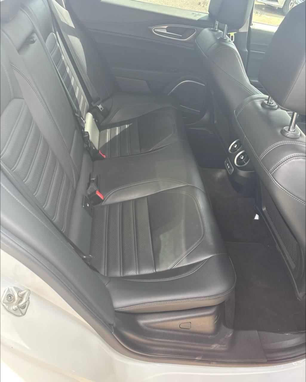 ALFA ROMEO GIULIA, 2018 г., автомат, бензин - фото 13