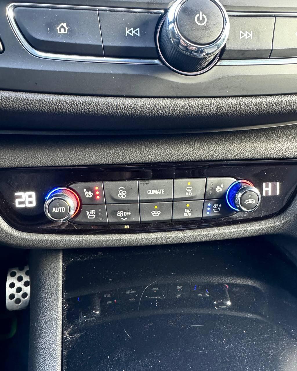 Opel Insignia II · Рестайлинг , 2021 г., механика, дизель - фото 21