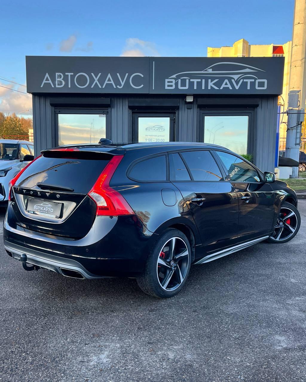 Volvo V60 I · Рестайлинг , 2014 г., механика, дизель - фото 6