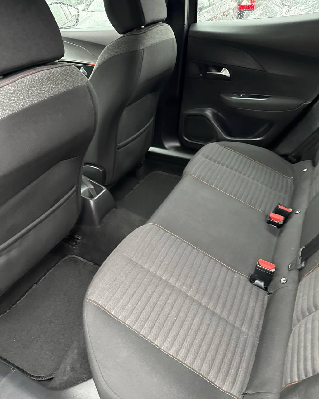 Peugeot 2008 II , 2020 г., механика, бензин - фото 11