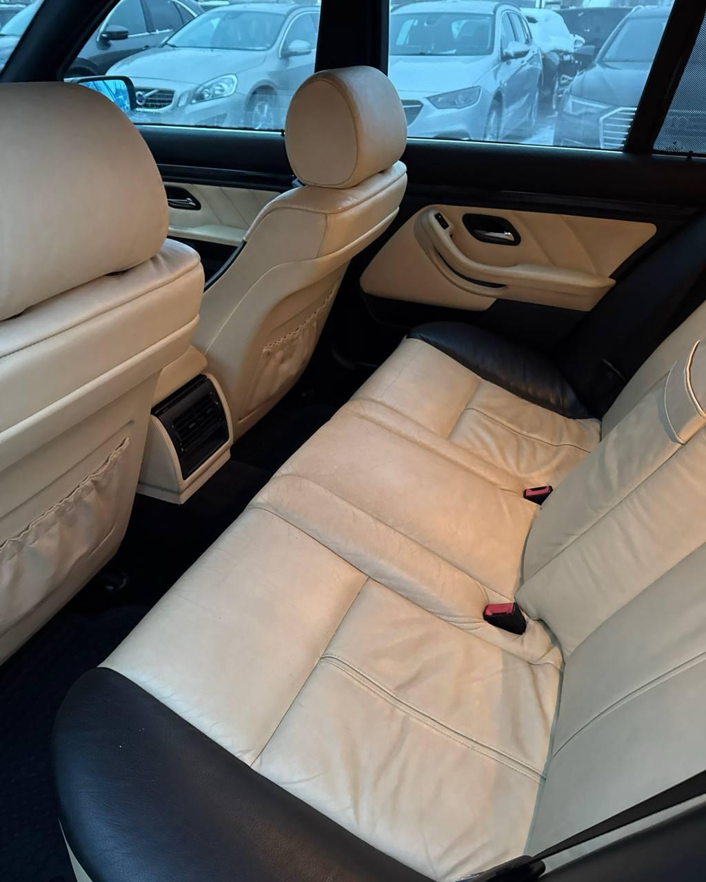 BMW 5 серия E39 · Рестайлинг , 2003 г., автомат, бензин - фото 11