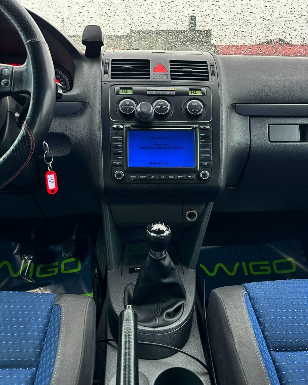 Volkswagen Touran I , 2004 г., механика, дизель - фото 12