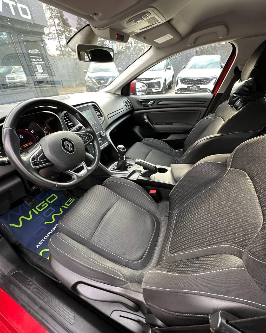 Renault Megane IV , 2019 г., механика, дизель - фото 8