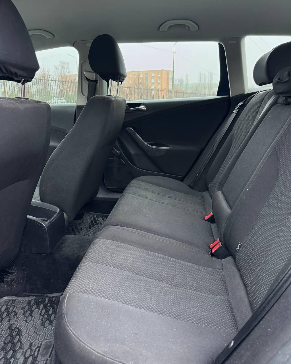 Volkswagen Passat B6 , 2006 г., механика, дизель - фото 11