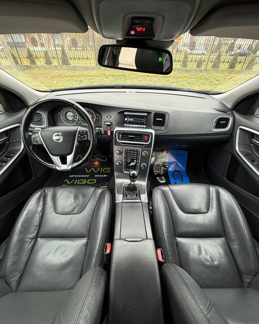 Volvo V60 I , 2011 г., механика, дизель - фото 9