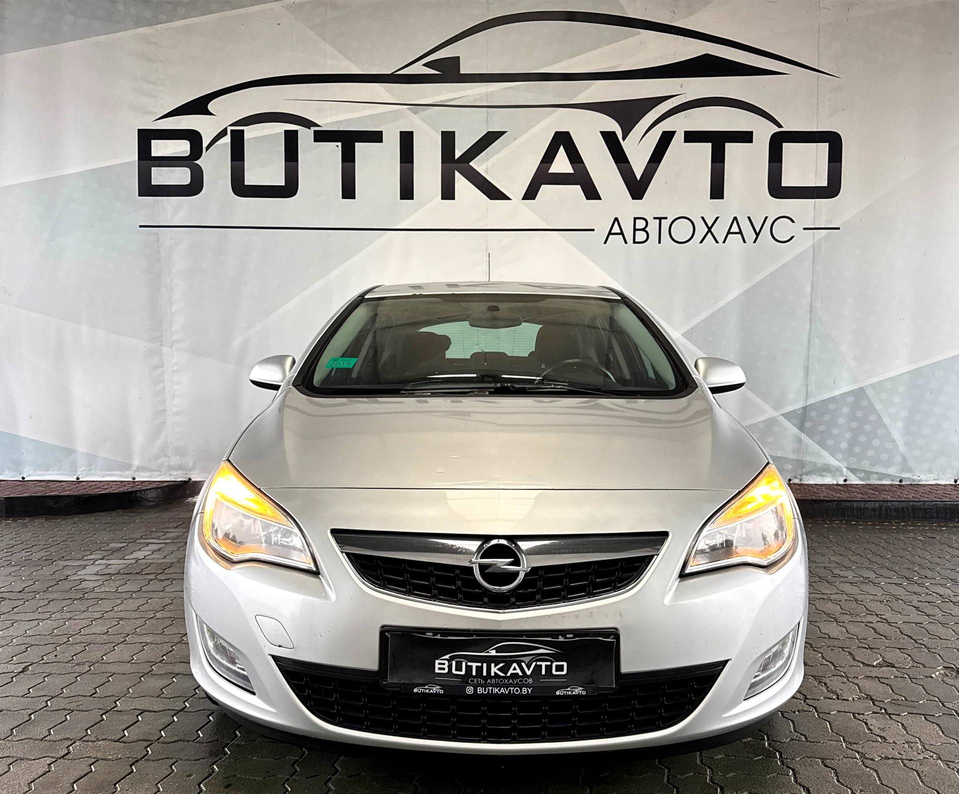 Opel Astra J , 2012 г., автомат, бензин - фото 2