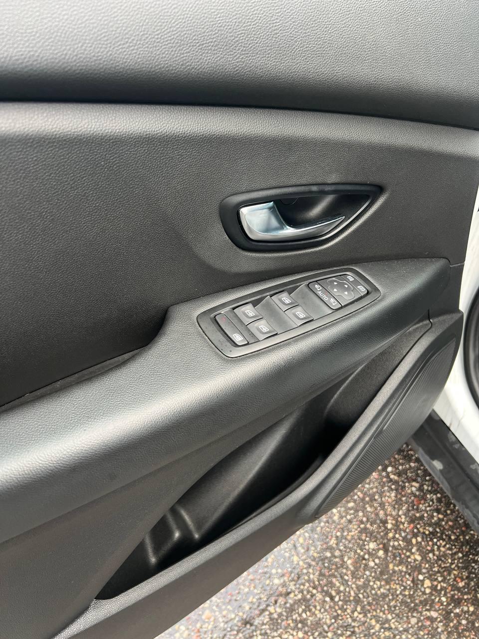 Renault Grand Scenic IV , 2018 г., механика, дизель - фото 9