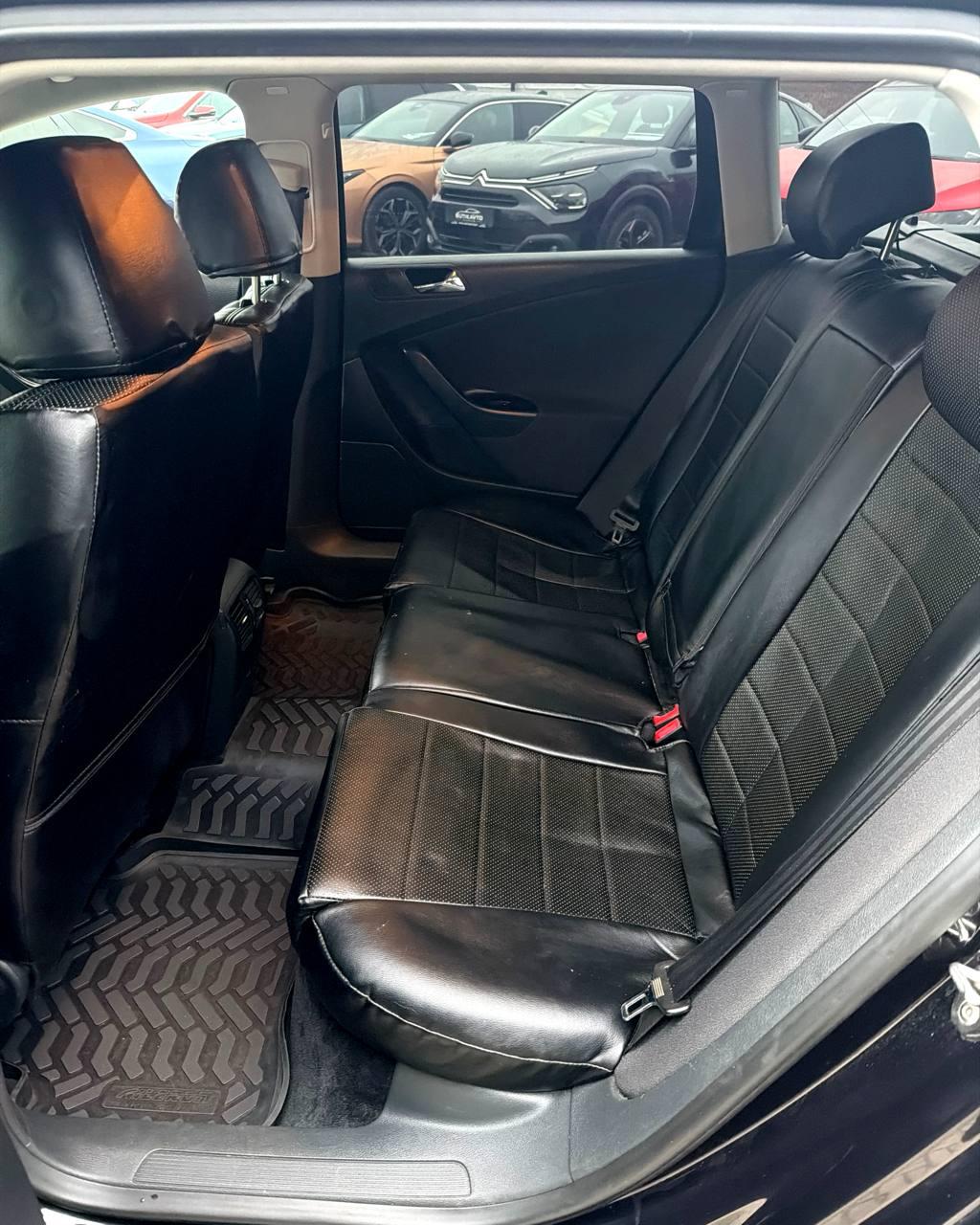 Volkswagen Passat B6 , 2007 г., механика, дизель - фото 14