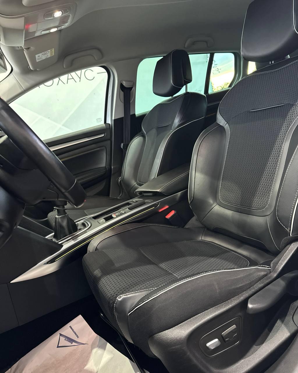 Renault Megane IV , 2017 г., механика, дизель - фото 14