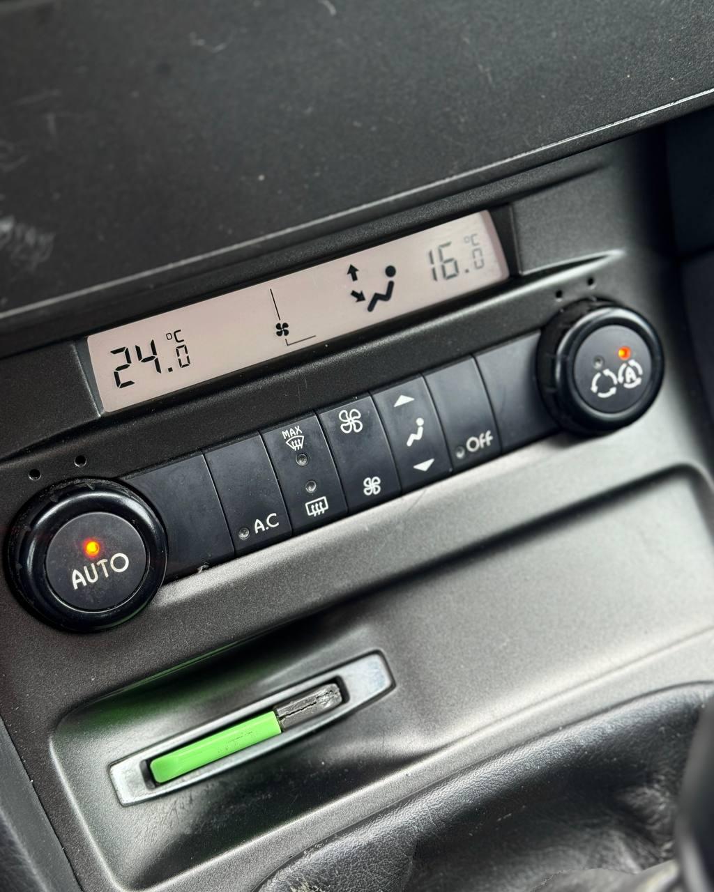 Renault Vel Satis I , 2002 г., механика, дизель - фото 20