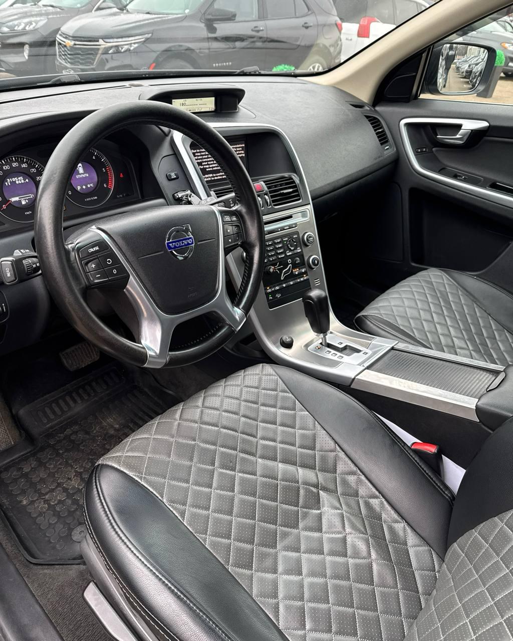 Volvo XC60 I , 2010 г., автомат, дизель - фото 10