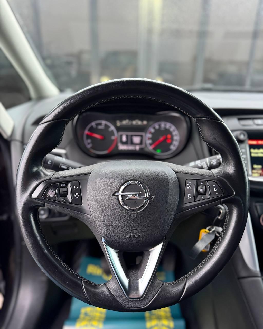 Opel Zafira C · Рестайлинг , 2017 г., механика, дизель - фото 15