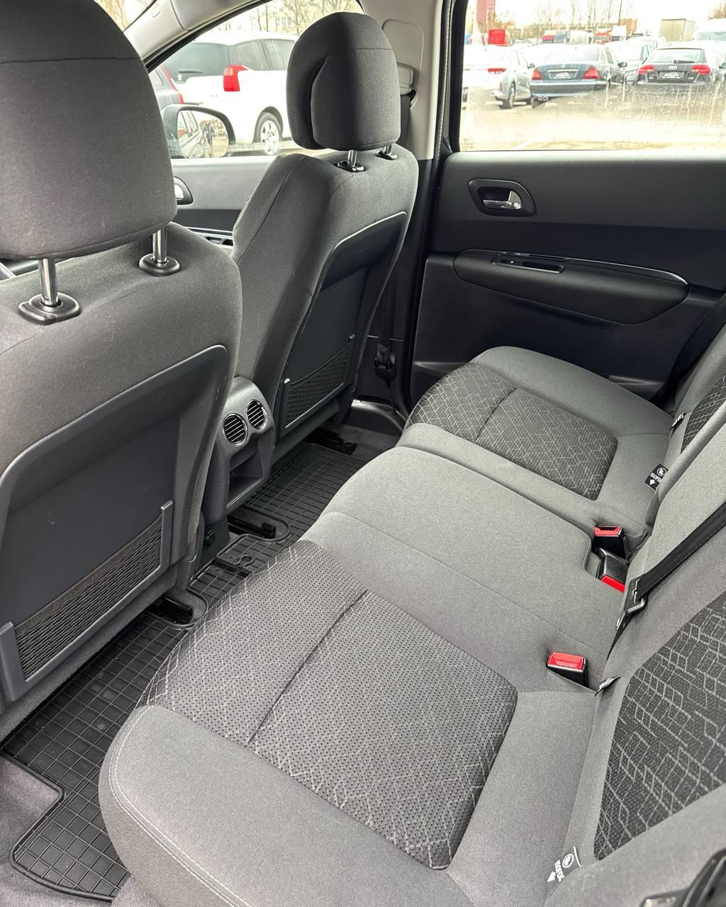 Peugeot 3008 I · Рестайлинг , 2014 г., механика, дизель - фото 9