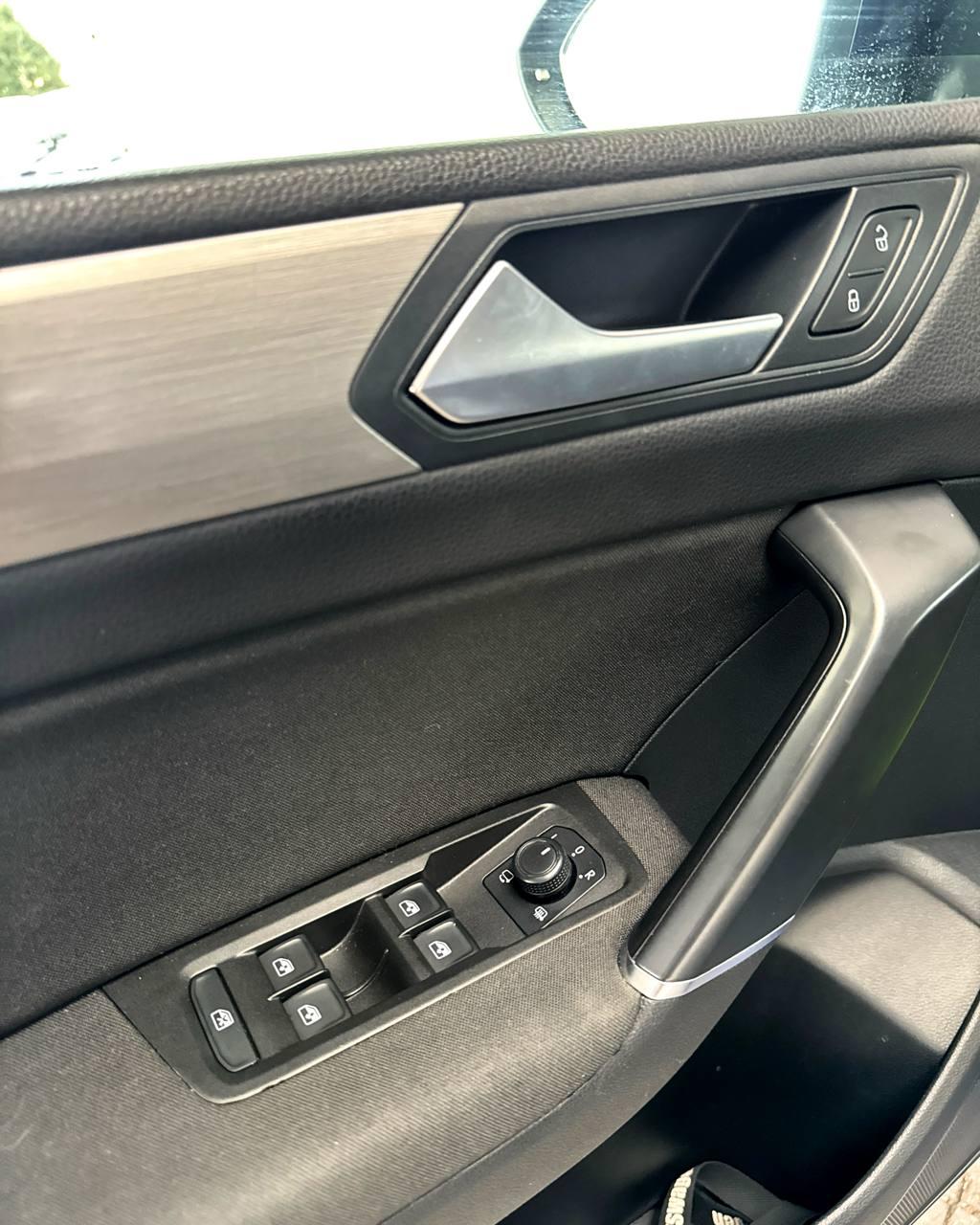 Volkswagen Touran II , 2019 г., механика, дизель - фото 9