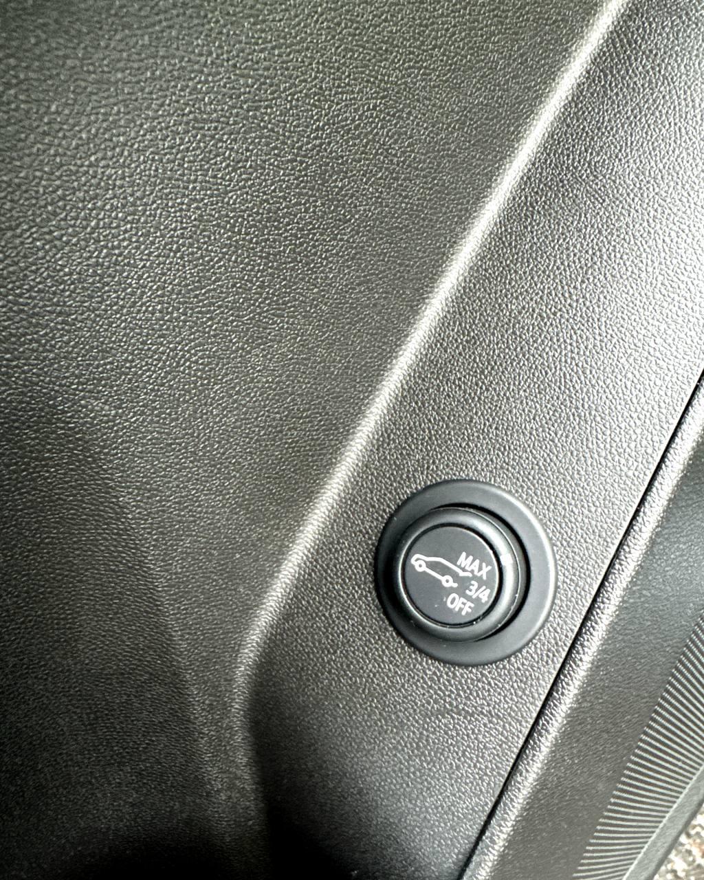 Chevrolet Equinox III · Рестайлинг , 2023 г., автомат, бензин - фото 18