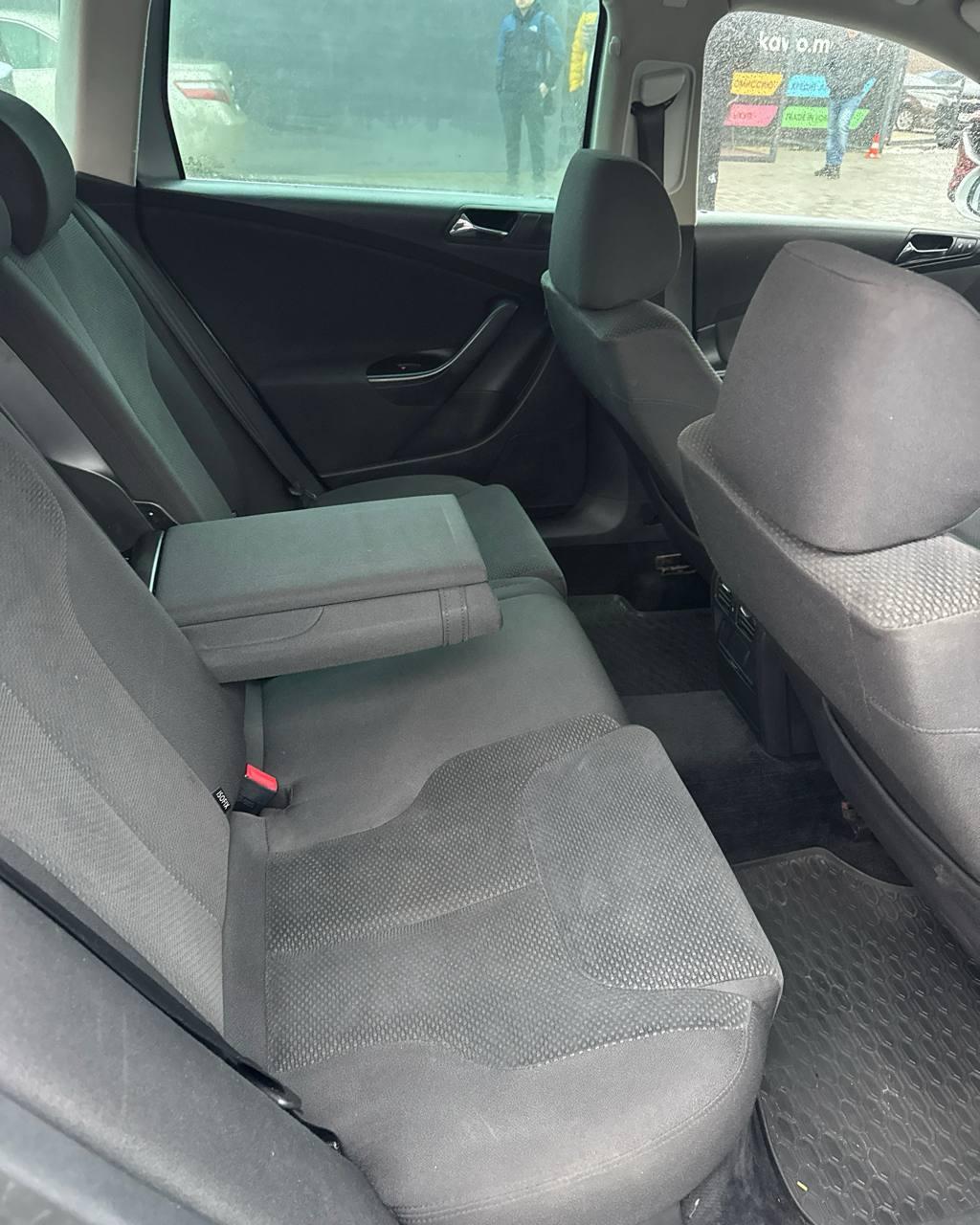 Volkswagen Passat B6 , 2006 г., механика, дизель - фото 11