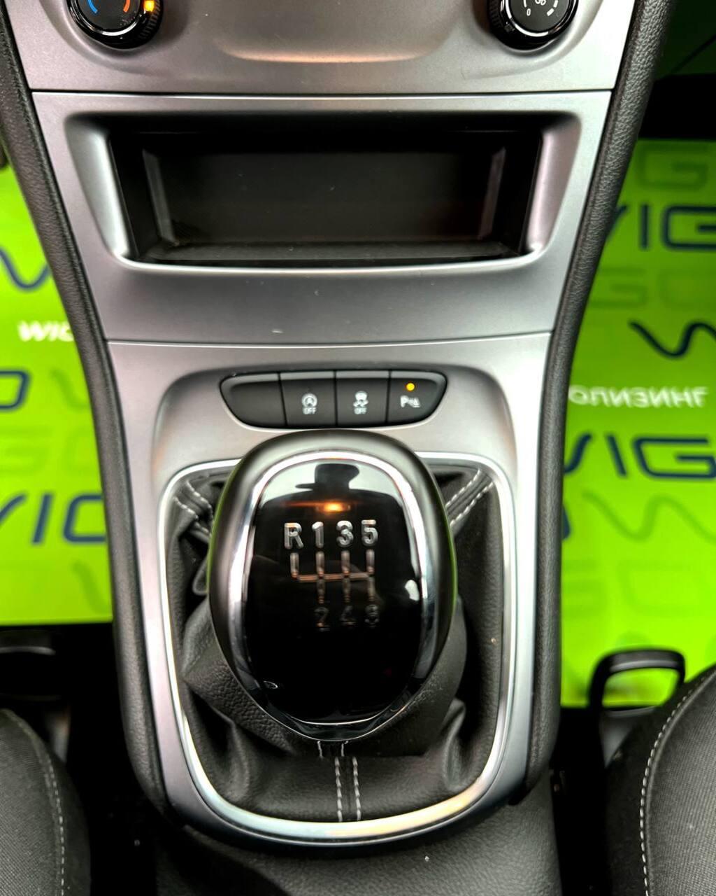 Opel Astra K · Рестайлинг , 2021 г., механика, бензин - фото 17