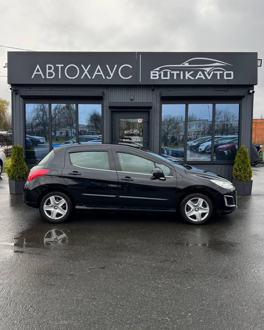 Peugeot 308 T7 · Рестайлинг , 2011 г., механика, дизель - фото 4