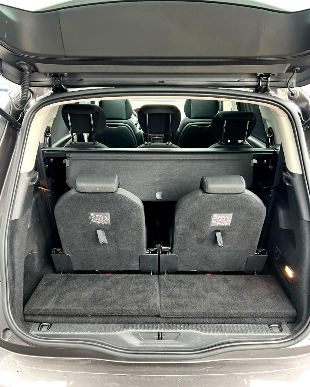 Citroen C4 Grand Picasso II · Рестайлинг , 2016 г., механика, дизель  - фото 17